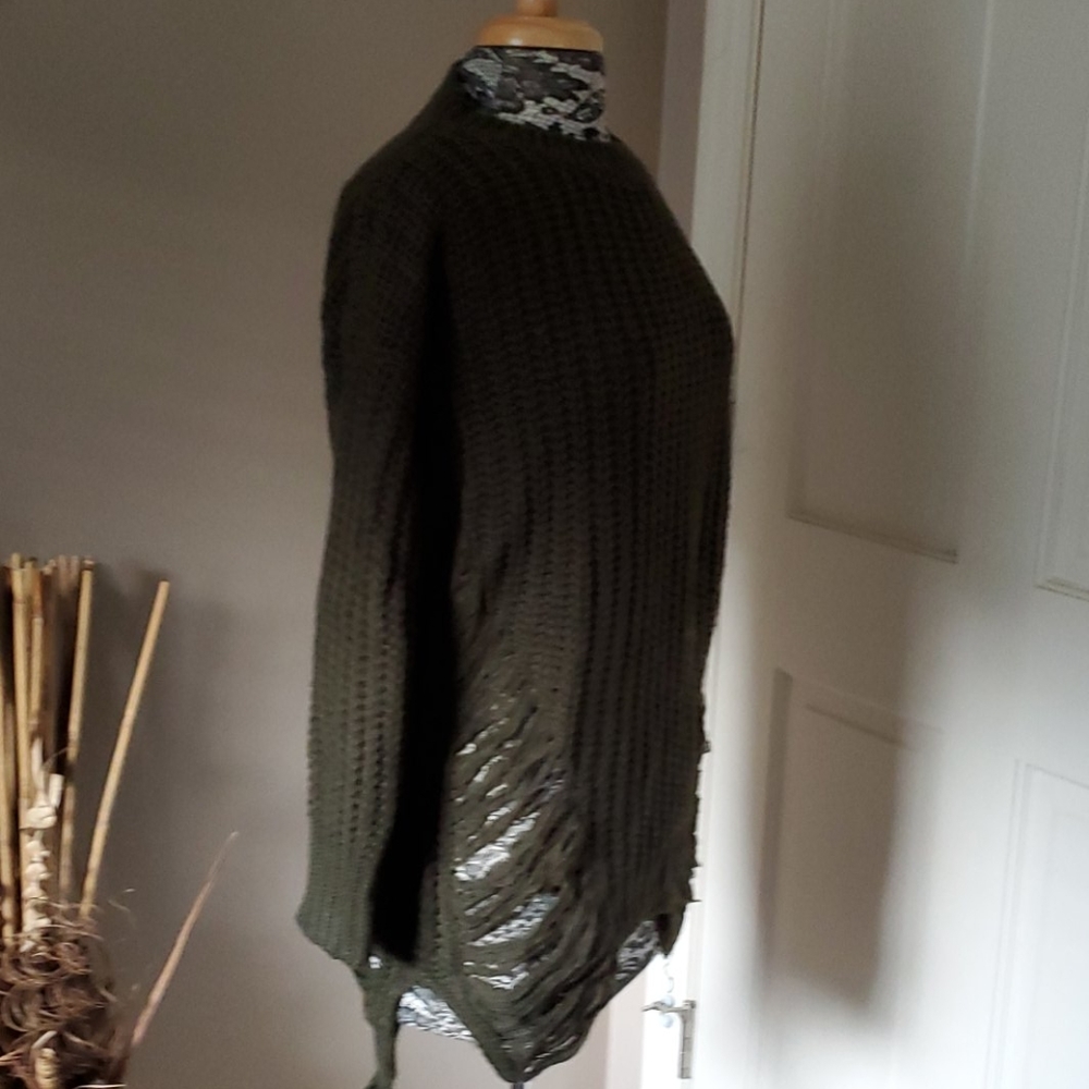 Tic Toc oversized distressed sweater, size S - Picture 5 of 5